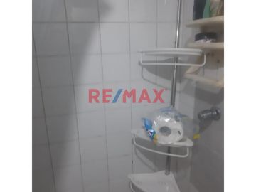 Casa En Av Separadora Industrial De 2 Pisos