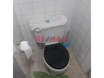 Casa En Av Separadora Industrial De 2 Pisos