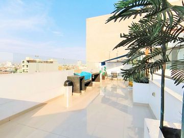 DEPARTAMENTO AMOBLADO FUNCIONAL CERCA A PLAZA SAN MIGUEL