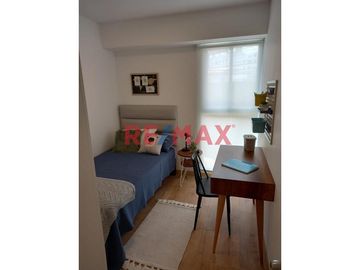 Alquiler De Departamento Con Vista Externa, Con Cochera Y Deposito