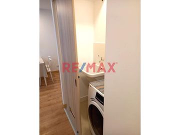 Alquiler De Departamento Con Vista Externa, Con Cochera Y Deposito
