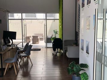 Se vende local comercial