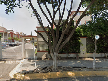 Remate Departamento en Av Independencia 52  ..Fracionamiento las americas