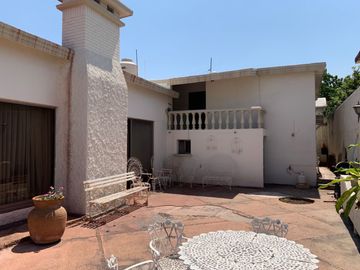 Casa en VENTA, Contry Tesoro