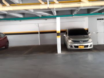 SE VENDE APARTAMENTO DE 74 M2 EN EDIFICIO COUNTRY EN EL BARRIO CONTADOR EN BOGOTA (USAQUEN)