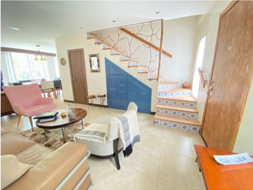 VENTA DE CASA EN URB. VILLAS DEL BOSQUE, VÍA A LA COSTA.