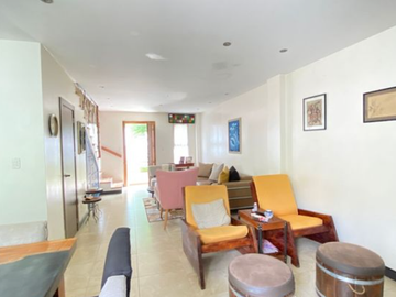 VENTA DE CASA EN URB. VILLAS DEL BOSQUE, VÍA A LA COSTA.