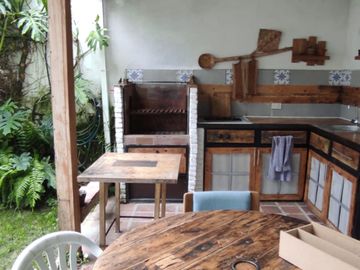 VENTA DE CASA EN URB. VILLAS DEL BOSQUE, VÍA A LA COSTA.