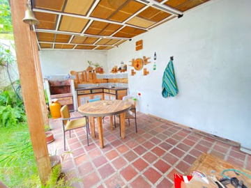 VENTA DE CASA EN URB. VILLAS DEL BOSQUE, VÍA A LA COSTA.
