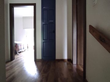VENTA DE CASA EN URB. VILLAS DEL BOSQUE, VÍA A LA COSTA.