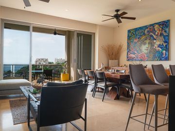 Penthouse con vista al mar, club de playa, en venta, Cosmo Residences, Huatulco