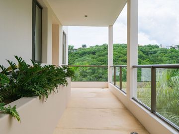 Penthouse con vista al mar, club de playa, en venta, Cosmo Residences, Huatulco