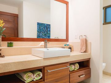 Penthouse con vista al mar, club de playa, en venta, Cosmo Residences, Huatulco