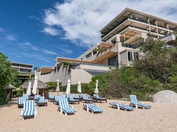 Penthouse con vista al mar, club de playa, en venta, Cosmo Residences, Huatulco