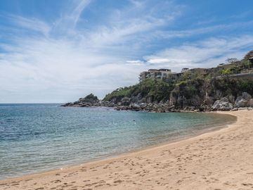 Penthouse con vista al mar, club de playa, en venta, Cosmo Residences, Huatulco