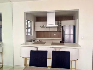 VENTA CASA EN SAMSARA SECTOR TRAVIATA...