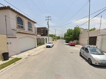 Venta de casa en Costa Real Saltillo, Coah.