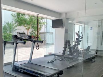 Impecable y Espectacular Flat en San Isidro por sus magníficos acabados, distribución y ubicación.