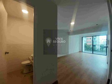 VENDO DEPARTAMENTO  DUPLEX ESTRENO CON BALCÓN DE 2 DORM / 85 M2 / SURQUILLO