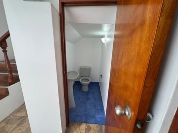 VENTA DE LINDA CASA EN SECTOR1 GRUPO 8 - VILLA EL SALVADOR