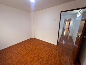 VENTA DE LINDA CASA EN SECTOR1 GRUPO 8 - VILLA EL SALVADOR