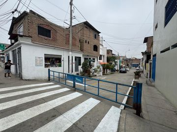 VENTA DE LINDA CASA EN SECTOR1 GRUPO 8 - VILLA EL SALVADOR