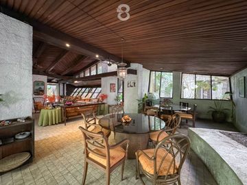 6-Bedroom House for Sale in Pasay City
