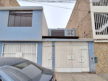 Venta de Casa en Los Olivos