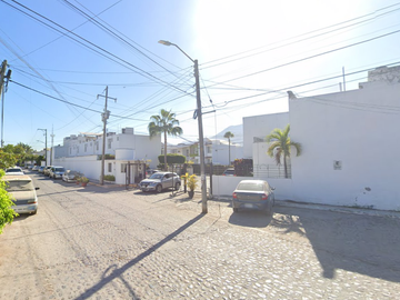 Casa en Venta en Paseo de La Ribera, Puerto Vallarta, Jalisco Jp2