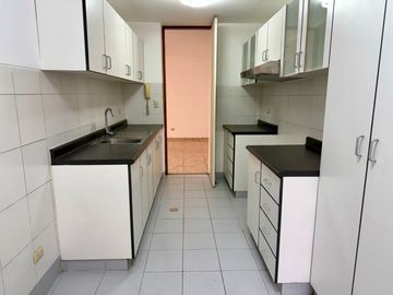 ALQUILER DPTO EN CONDOMINIO EL PRADO, SURCO