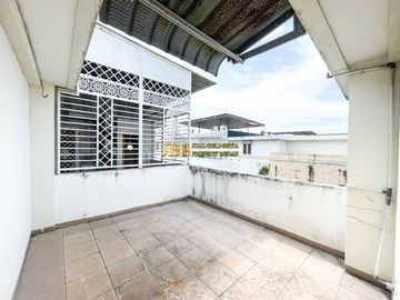 Dijual Villa Komplek Cemara Kuta Jl. Seminyak (Belakang ada kanal)