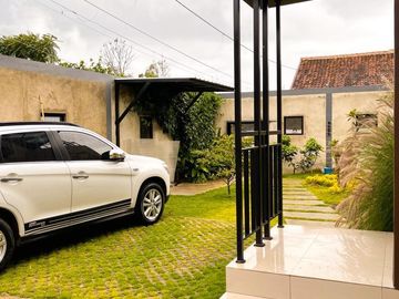dIJUAL Rumah Villa Mewah Murah di Cikahuripan dkt Wisata Lembang Bandung Barat