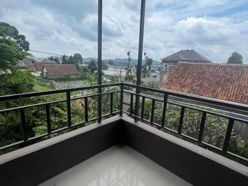 dIJUAL Rumah Villa Mewah Murah di Cikahuripan dkt Wisata Lembang Bandung Barat