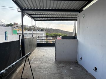 GRAN OPORTUNIDAD DE INVERSION - CASA PASEOS DE PEDREGAL 3 NIVELES