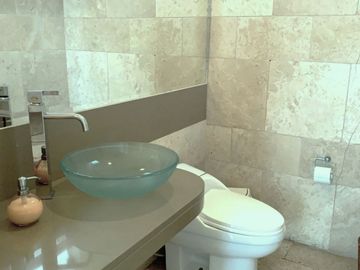 Oportunidad única, en venta el departamento de lujo, en San Isidro