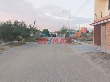 Venta De Terreno De 90.00 M2, En Iii Etapa De Urb Las Casuarinas.ID: 1140290