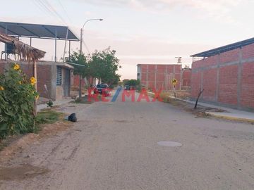 Venta De Terreno De 90.00 M2, En Iii Etapa De Urb Las Casuarinas.ID: 1140290
