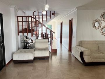 Vendo Oportunidad en Vía a la Costa: casa con área 363m² en Urbanización Los Ángeles