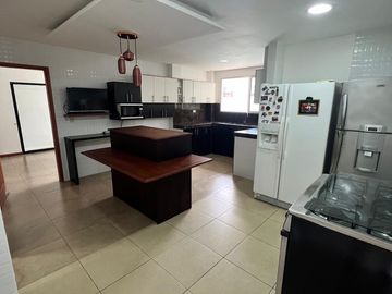 Vendo Oportunidad en Vía a la Costa: casa con área 363m² en Urbanización Los Ángeles