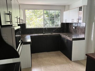 Vendo Oportunidad en Vía a la Costa: casa con área 363m² en Urbanización Los Ángeles