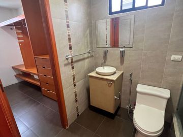 Vendo Oportunidad en Vía a la Costa: casa con área 363m² en Urbanización Los Ángeles
