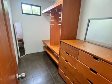 Vendo Oportunidad en Vía a la Costa: casa con área 363m² en Urbanización Los Ángeles