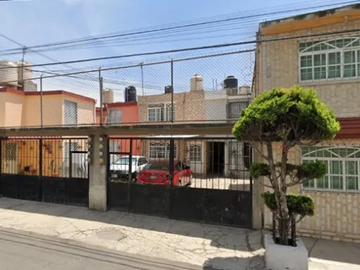CASA EN CONDOMINIO ADJUDICADA  CARDENALES 7 # 5,  VILLAS ECATEPEC,  ECATEPEC DE MORELOS, MÉX. $637,152