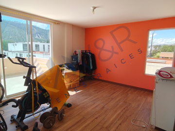 Casa Moderna en Venta en Pomasqui