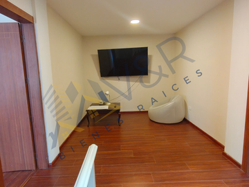 Casa Moderna en Venta en Pomasqui