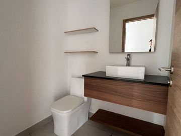 VIVE POR TODO LO ALTO EN EL EDIFICIO MÁS EXCLUSIVO DE QUITO!