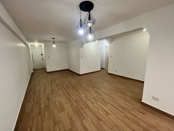Venta Dpto 1er piso, con terraza y vista a la laguna, urb Las Lagunas, La Molina