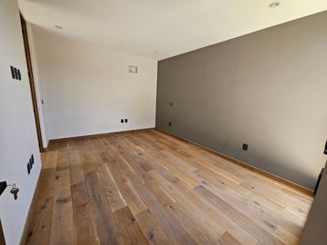 Venta casa Altozano con acabados premium