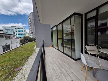 VENDO SUITE, LA CAROLINA,  MODERNA, TOTALMENTE AMOBLADA Y EQUIPADA