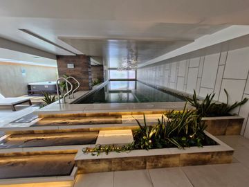 VENDO SUITE, LA CAROLINA,  MODERNA, TOTALMENTE AMOBLADA Y EQUIPADA